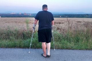 Po banální operaci muž skoro zemřel. Na důchod je ale „málo invalidní“ - Seznam Zprávy